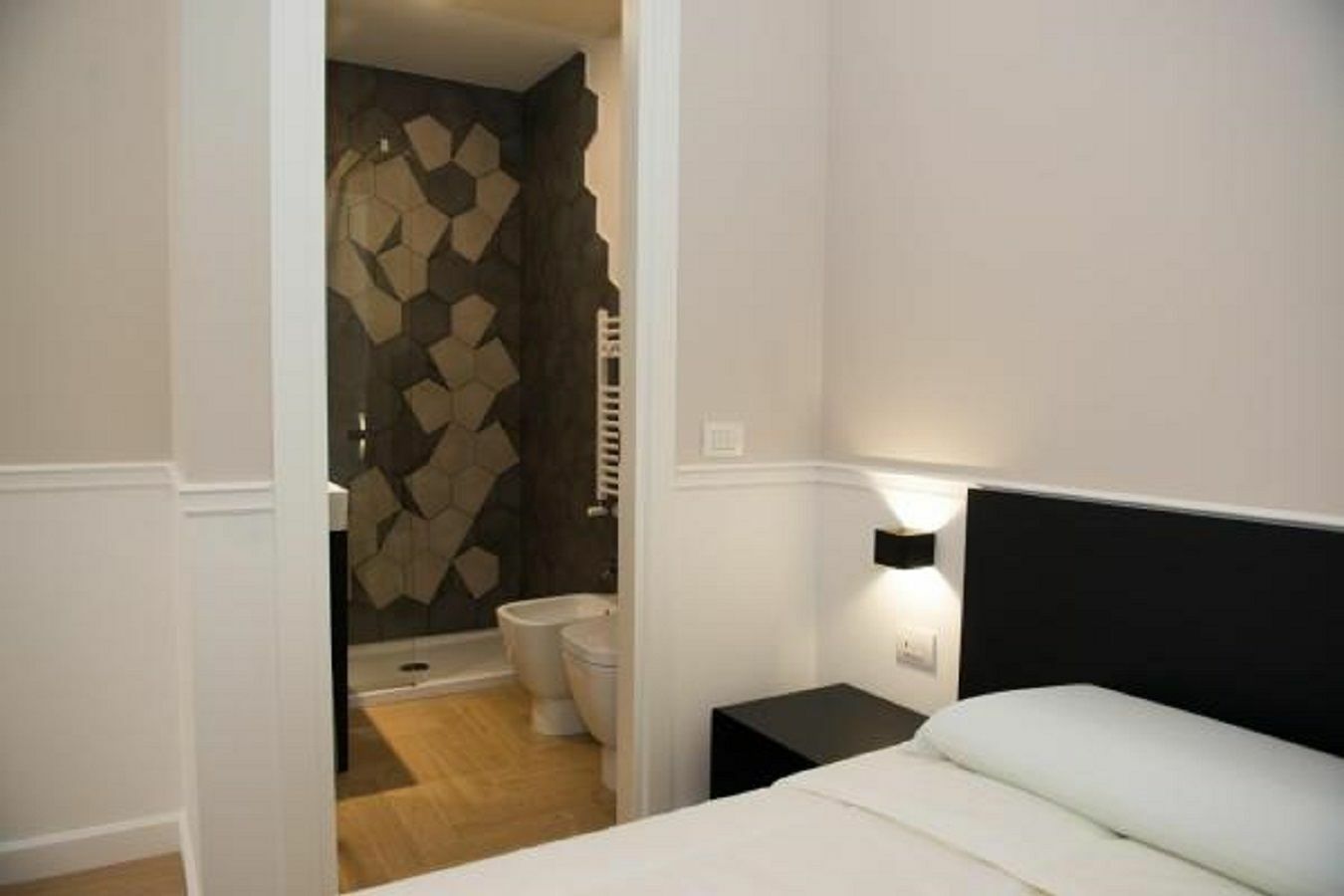 Five Boutique Rooms Napoli Bagian luar foto